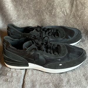 Nike Black and White Men's Sneakers